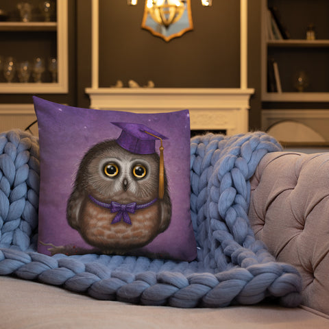 Premium pillow "Wonder is beginning of wisdom" (Owl)