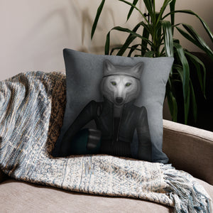 Premium pillow "Follow your inner moonlight" (Wolf)