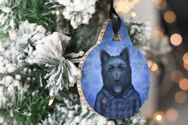 Christmas tree decoration "Darkness does not bite, it just sniffs a bit" (Chow-Chow)