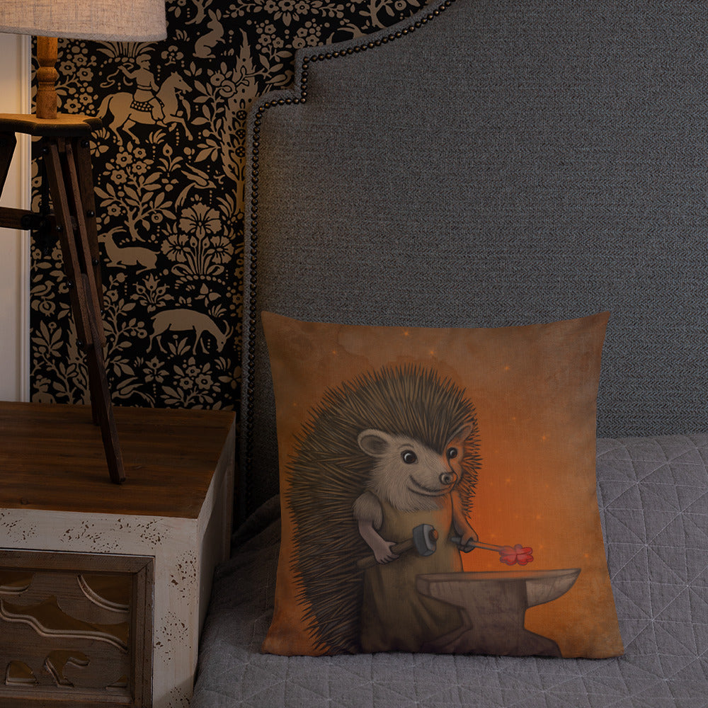 Premium pillow "Everyone is the blacksmith of his own fortune" (Hedgehog)